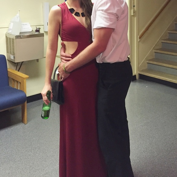 Tobi formal maxi dress with cutouts & open back - Picture 3 of 6